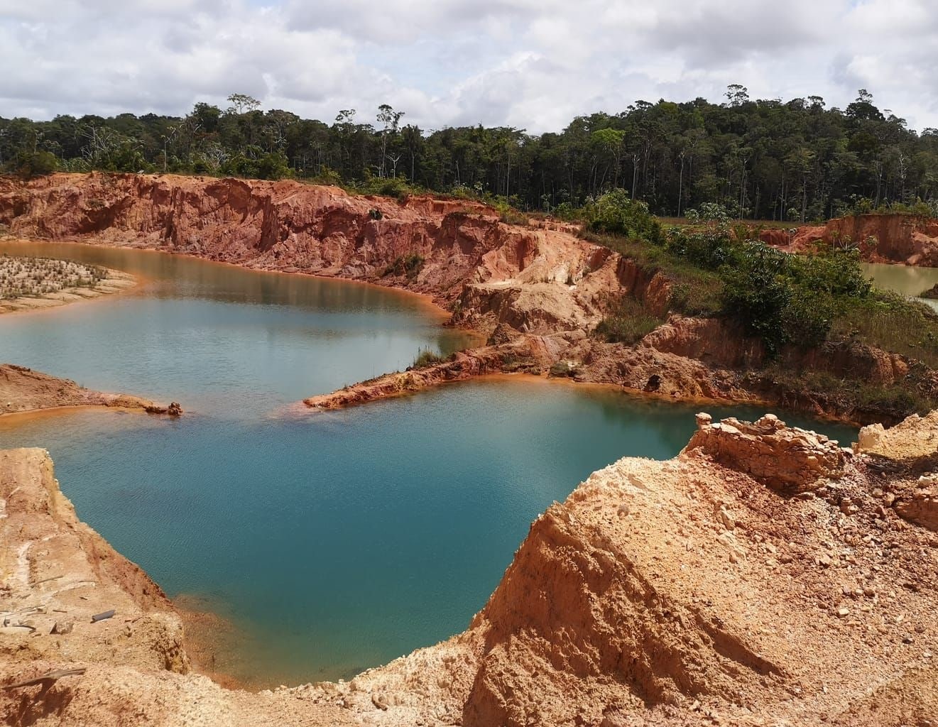 The twin artisanal ponds at Jons Pit West, Sela Creek